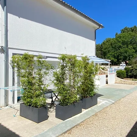 Independante Dans سان تروجان لو بين